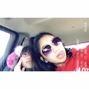 Meet your Posher, Magaly